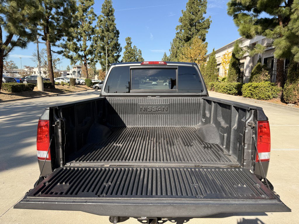 Used 2012 Nissan Titan SV image 9