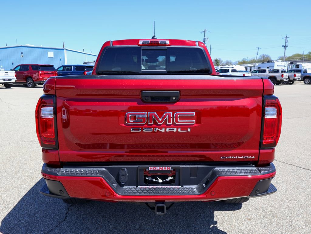 New 2026 GMC Canyon Denali image 4
