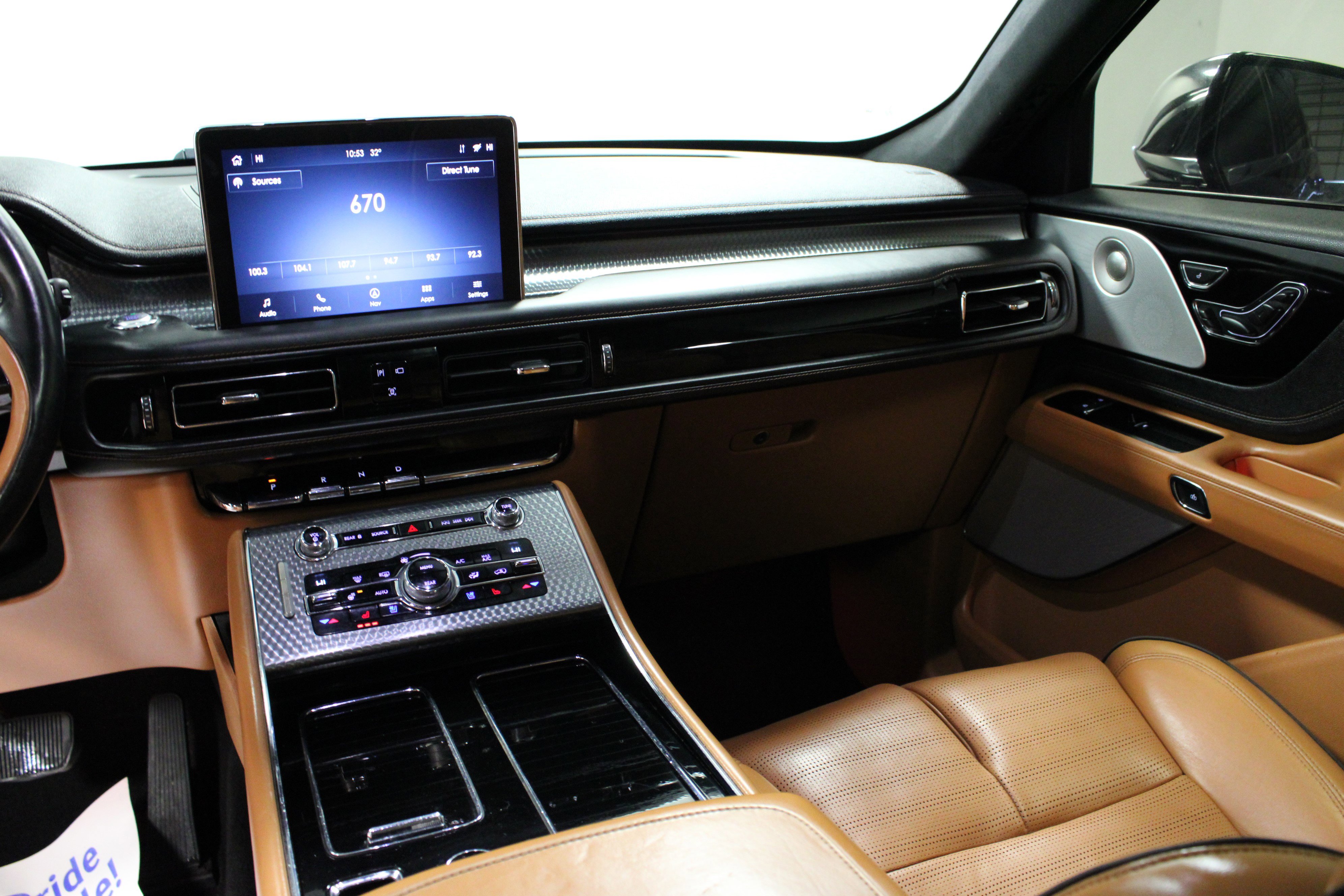 Used 2020 Lincoln Aviator Black Label Grand Touring w/ Class IV Trailer Tow Package image 21