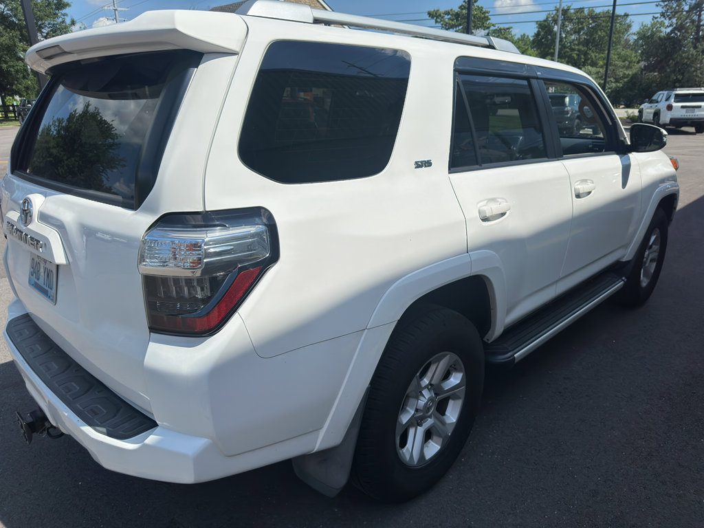 Used 2018 Toyota 4Runner SR5 Premium AWD/4WD image 4