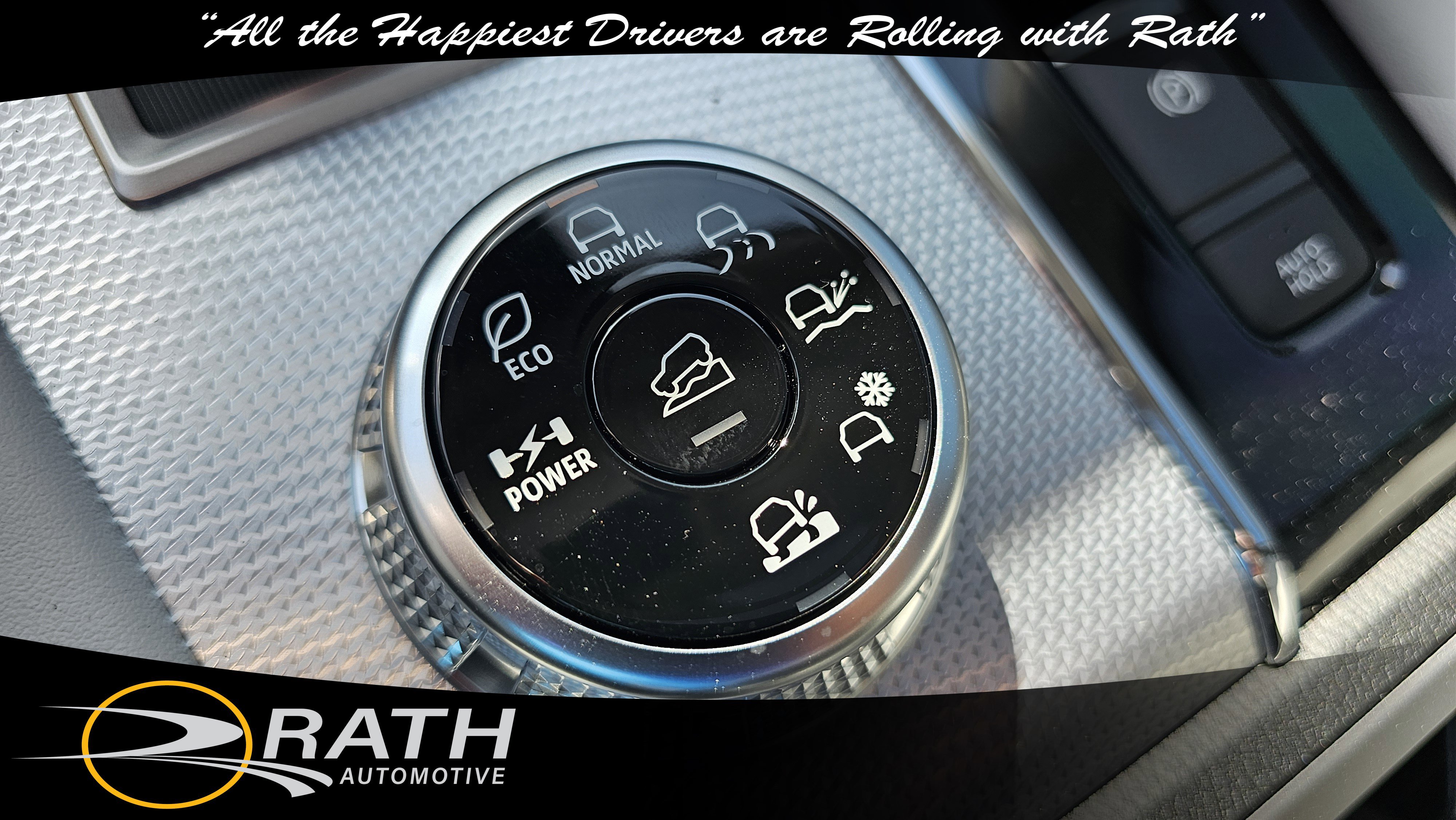 New 2025 Mitsubishi Outlander SEL image 15