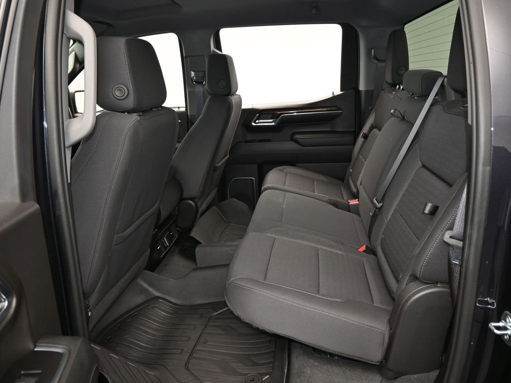 Used 2023 GMC Sierra 1500 Elevation w/ LPO, Elevation Black Package image 31
