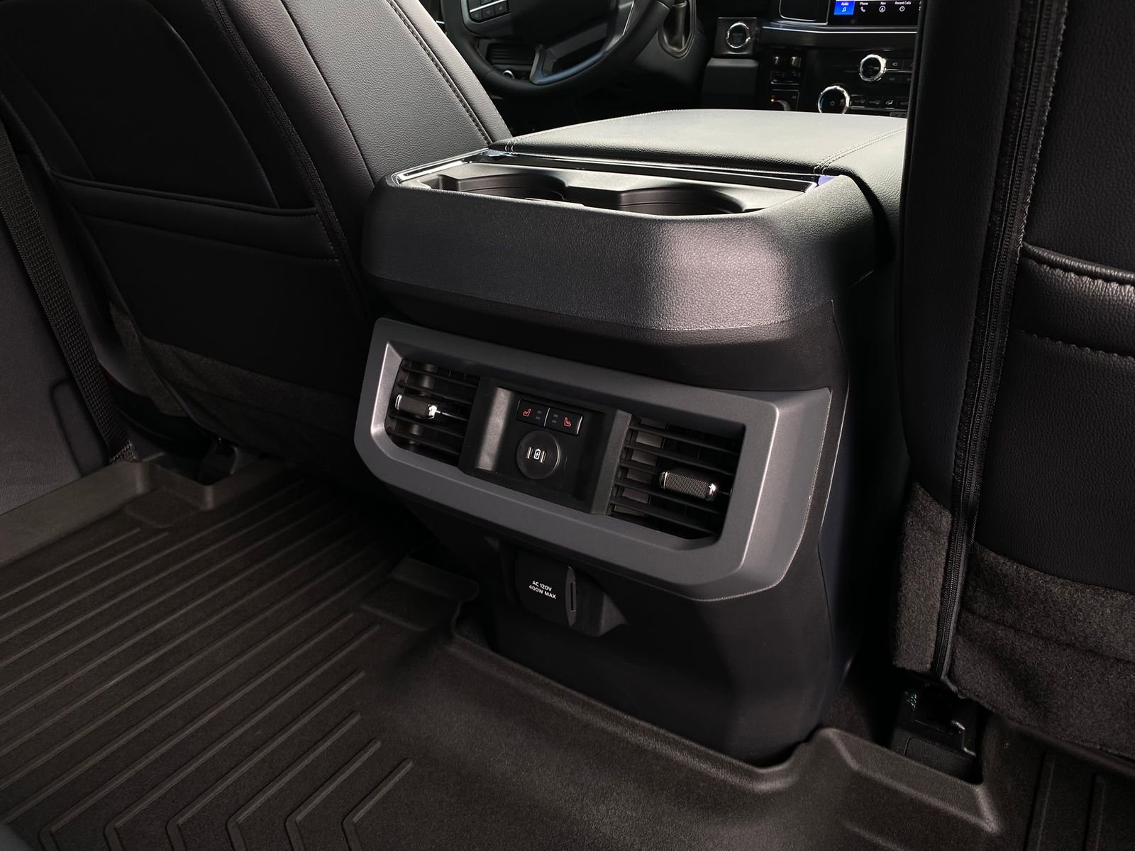 Used 2025 Ford F250 Lariat w/ Chrome Package image 33