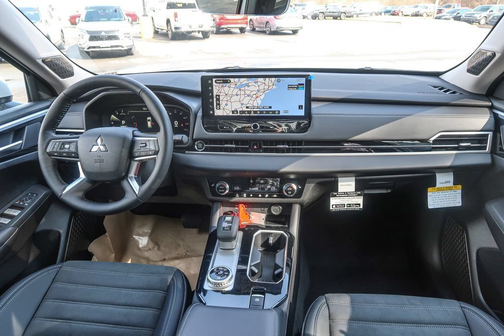 New 2026 Mitsubishi Outlander SE AWD/4WD image 16