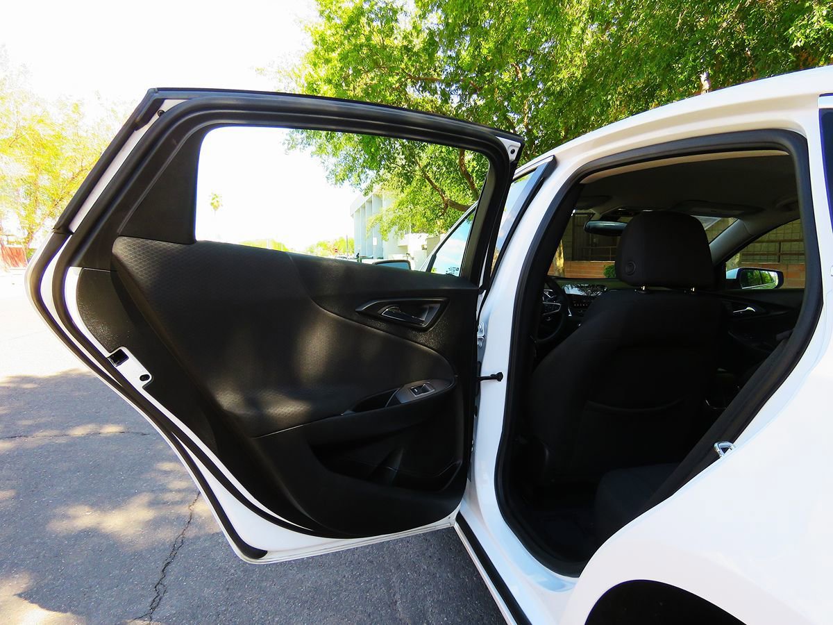 Used 2021 Chevrolet Malibu LT image 18