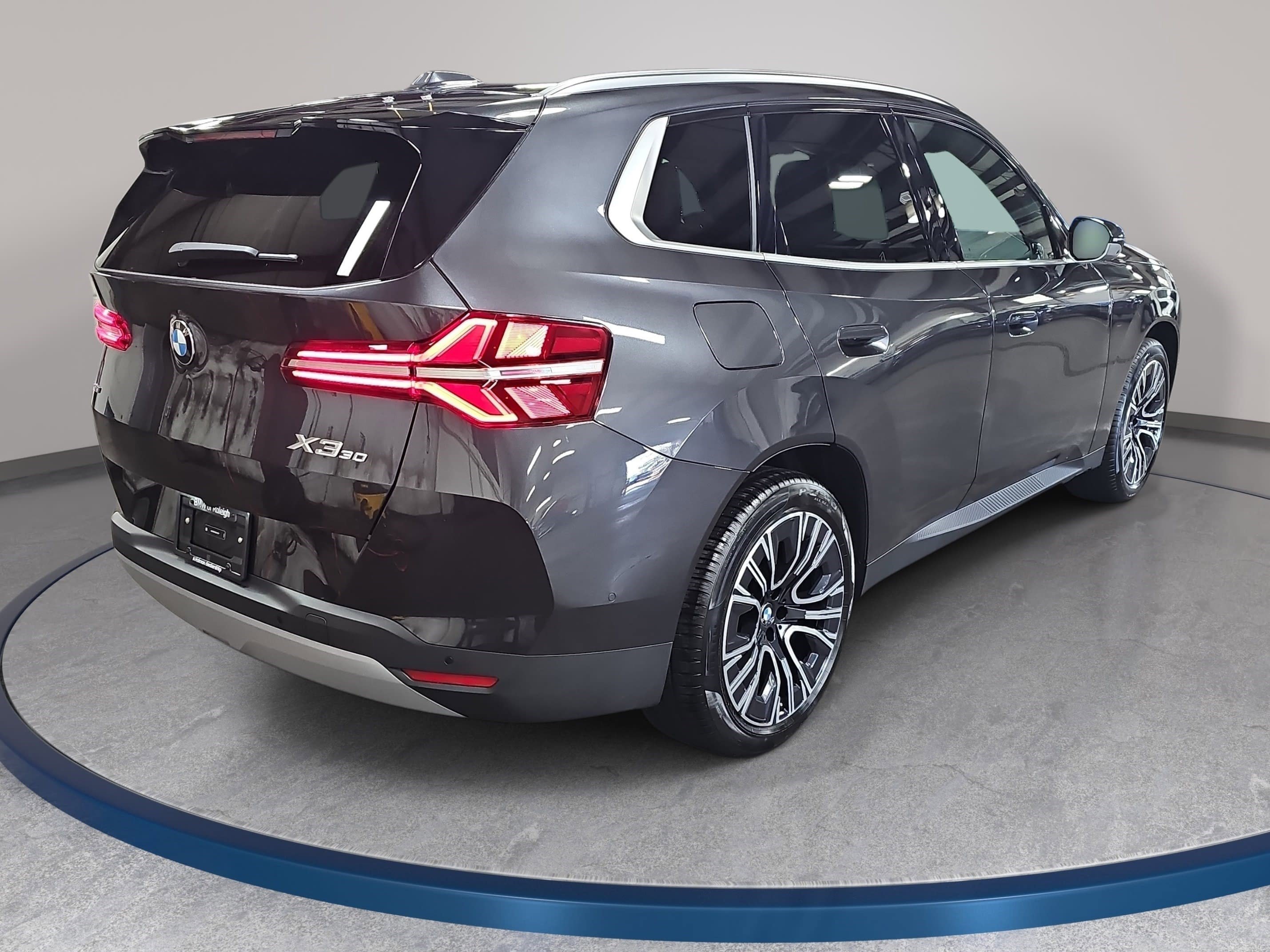 New 2026 BMW X3 xDrive30 w/ Premium Package image 5