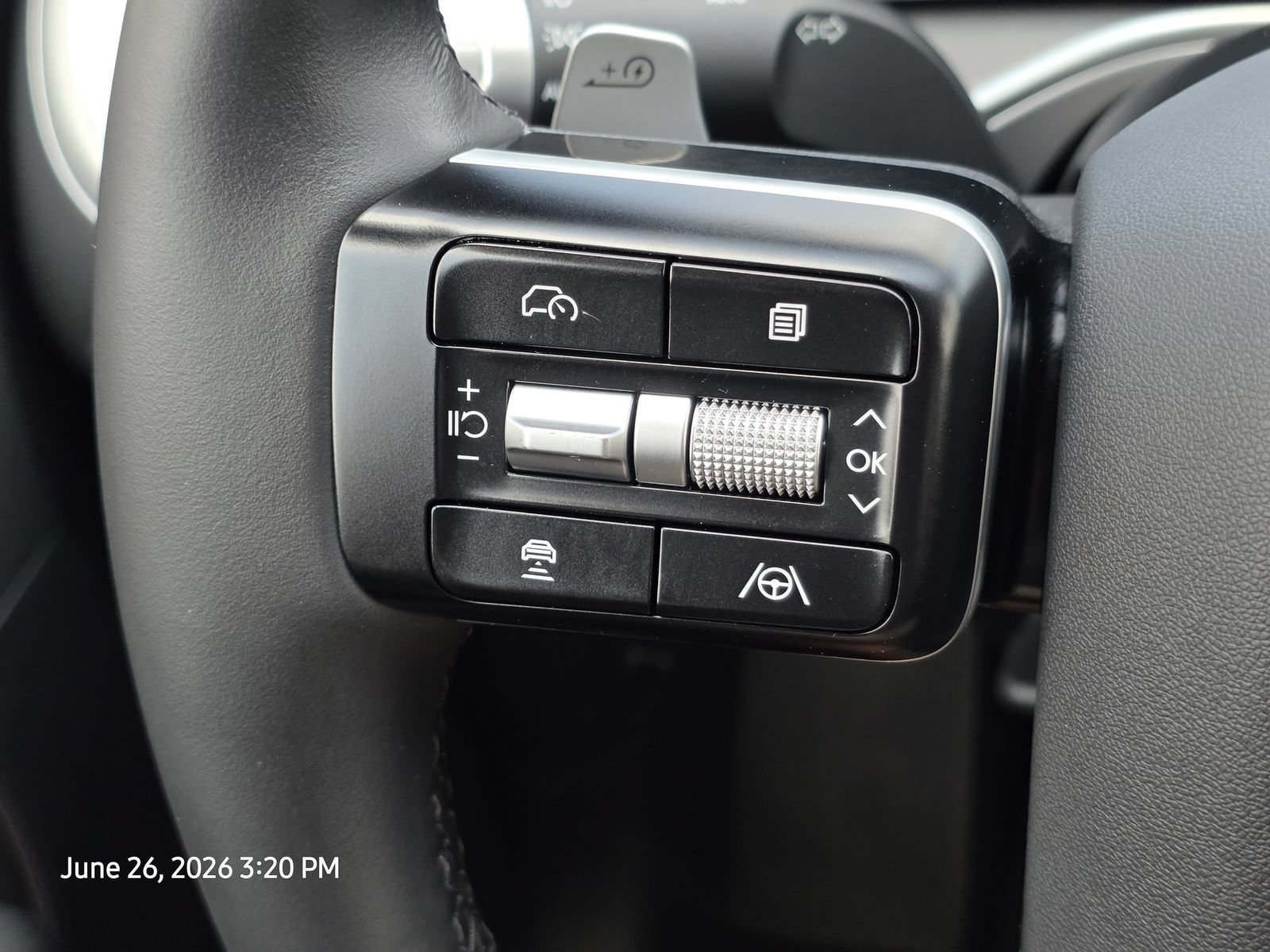 Certified 2026 Hyundai Ioniq 9 S RWD image 29