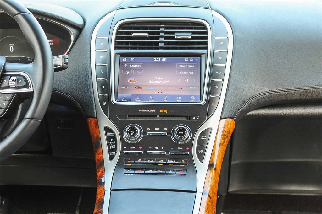 Used 2020 Lincoln Nautilus Reserve w/ Equipment Group 201A image 17