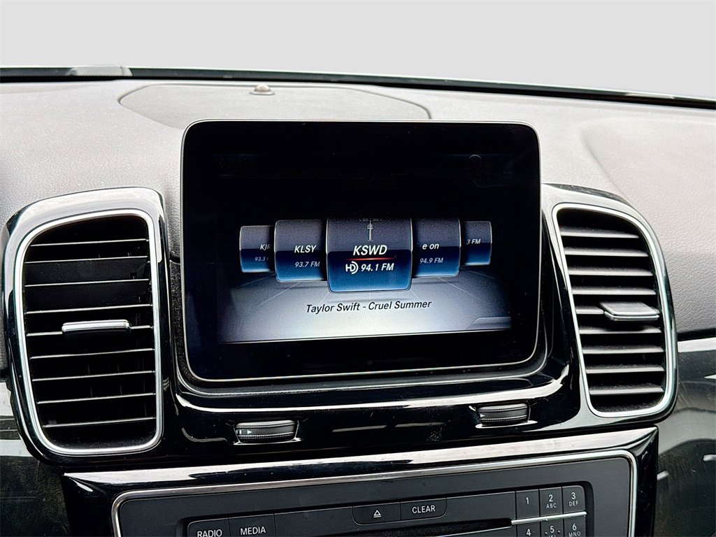 Used 2018 Mercedes-Benz GLE 350 4MATIC image 19