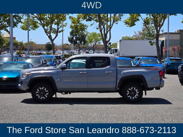 Used 2018 Toyota Tacoma TRD Off-Road w/ Technology Package AWD/4WD image 5
