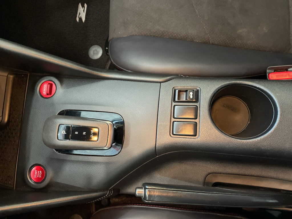Used 2025 Nissan Z NISMO w/ Floor Mat Package image 17