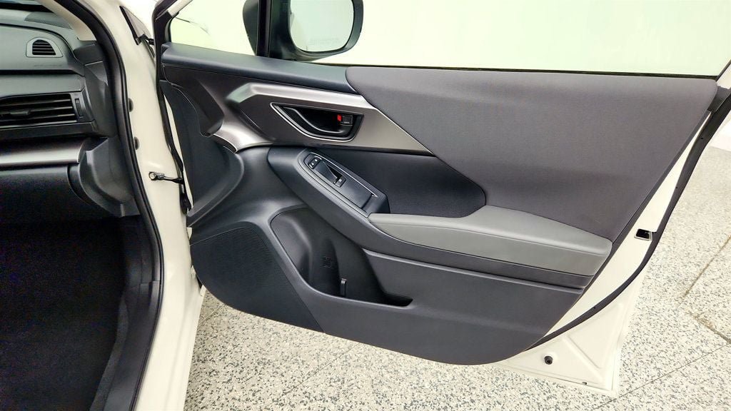 Used 2025 Subaru Impreza 2.0i AWD/4WD image 26