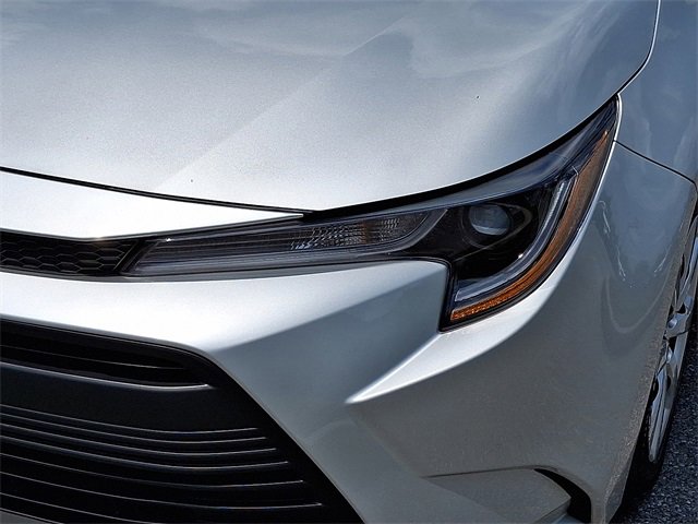 Used 2024 Toyota Corolla LE image 9
