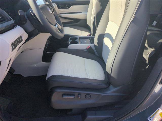 New 2027 Honda Odyssey Elite image 4