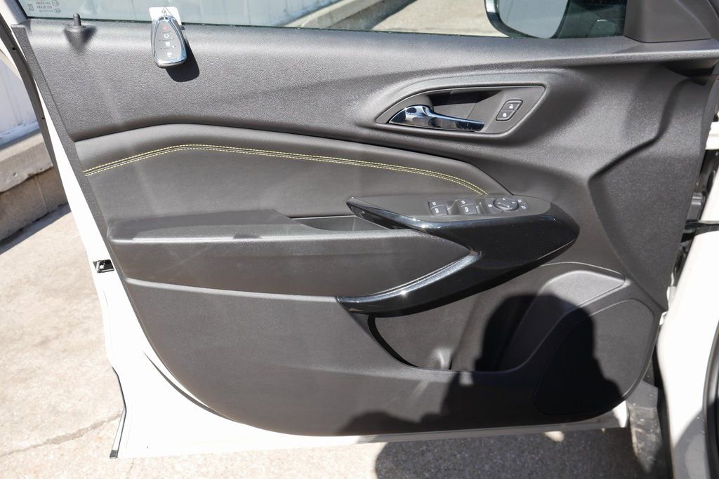 New 2026 Chevrolet Trax ACTIV w/ Sunroof Package image 30