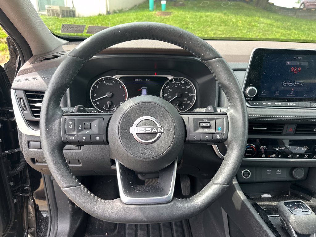Certified 2023 Nissan Rogue SV w/ SV Premium B Package AWD/4WD image 42