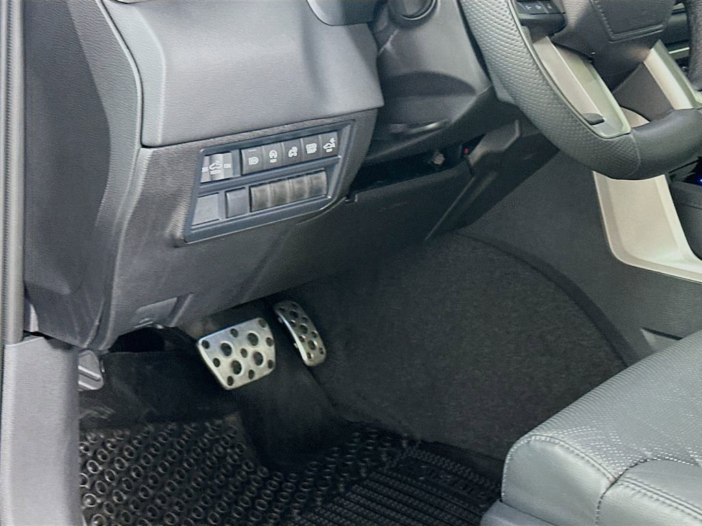 Certified 2025 Toyota Tundra Limited image 10