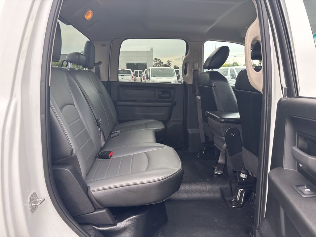 Certified 2022 RAM 1500 Tradesman w/ Chrome Appearance Group AWD/4WD image 36