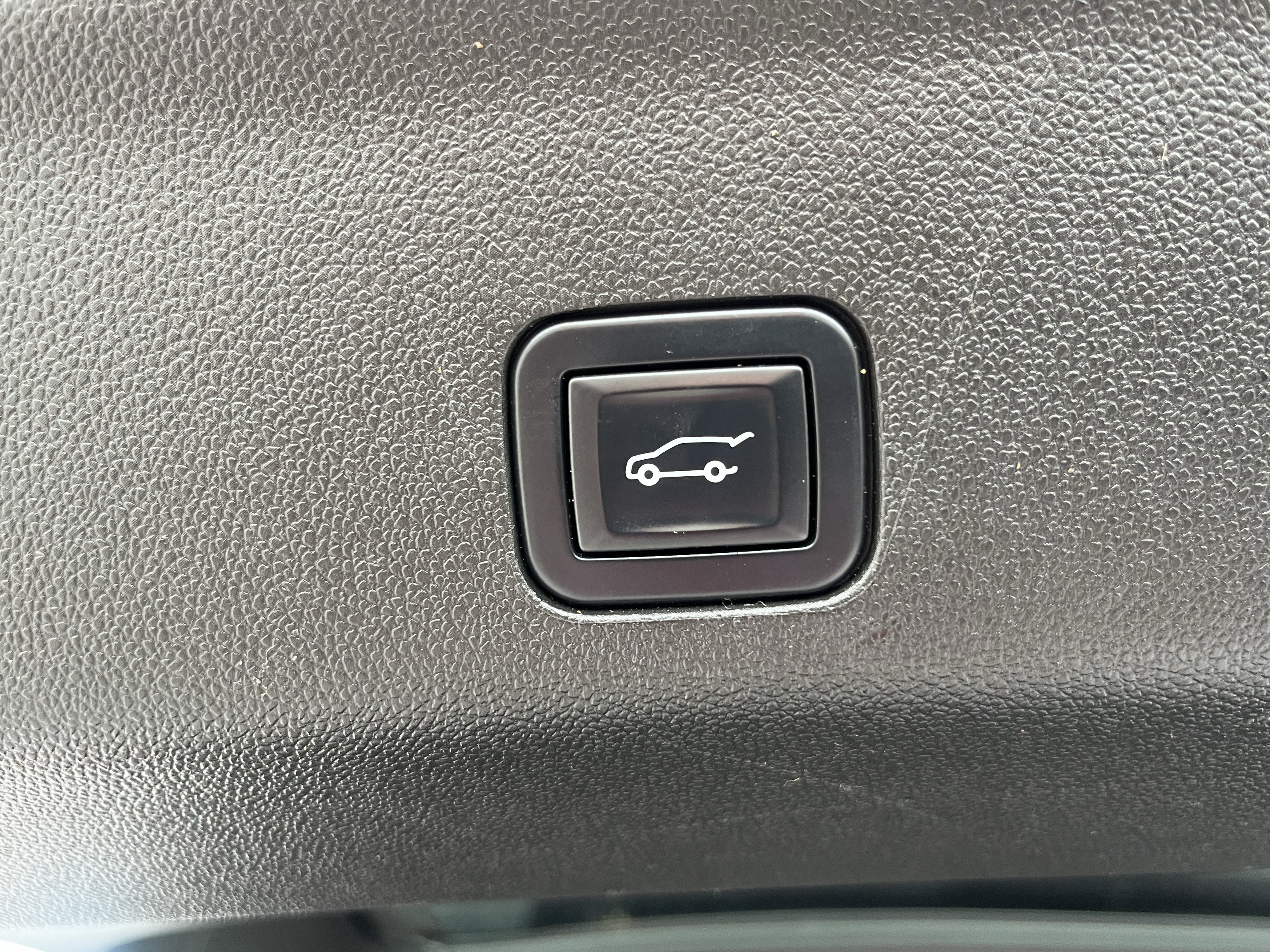 Used 2022 GMC Yukon Denali AWD/4WD image 14
