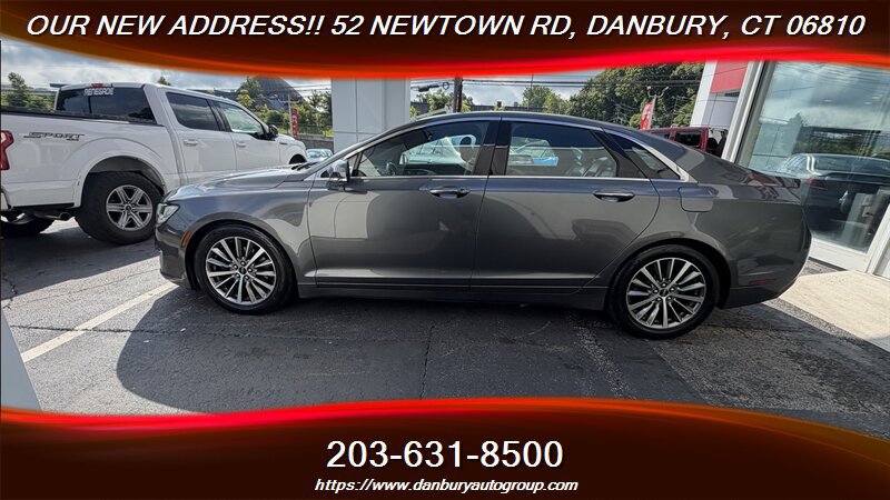 Used 2017 Lincoln MKZ Select w/ Select Plus Package AWD/4WD image 2