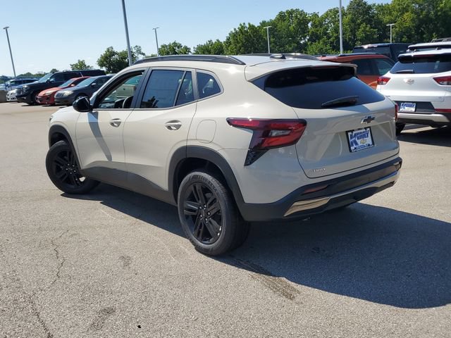 New 2026 Chevrolet Trax ACTIV w/ Driver Confidence Package FWD image 3