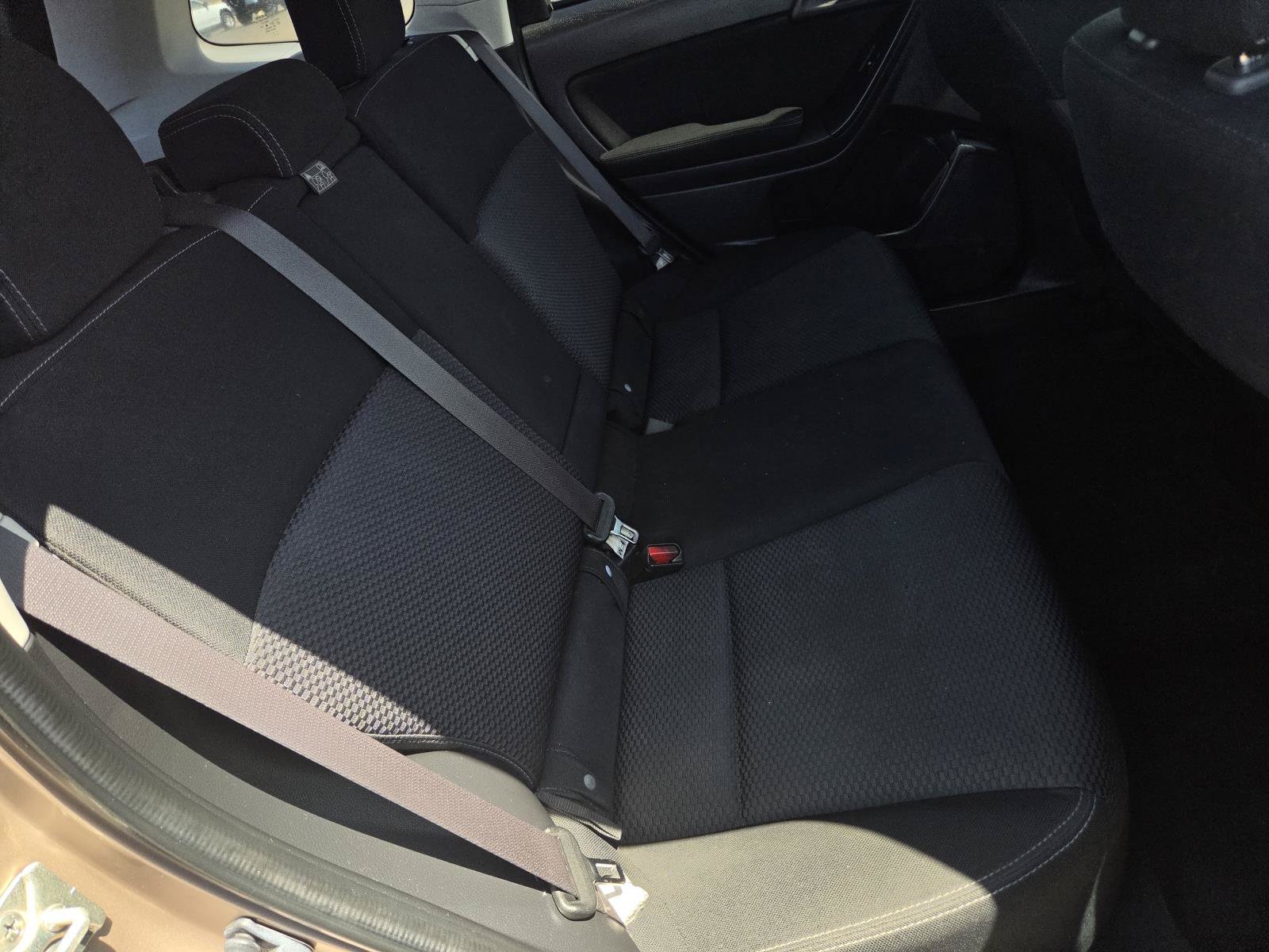 Used 2014 Subaru Forester 2.5i Premium w/ All-Weather Package AWD/4WD image 11
