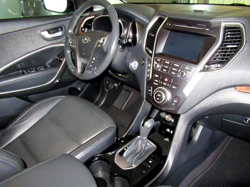 Used 2017 Hyundai Santa Fe Limited image 23
