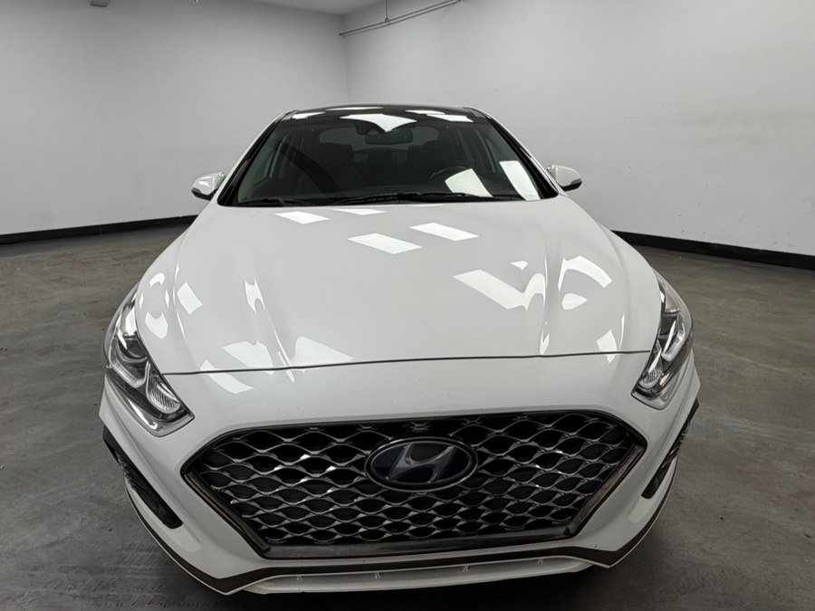 Used 2019 Hyundai Sonata Limited w/ Ultimate Package 04 FWD image 11