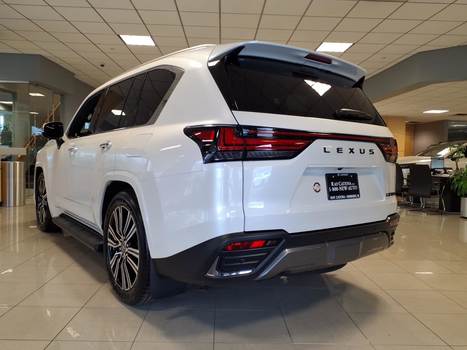 New 2026 Lexus LX 700h Luxury image 13