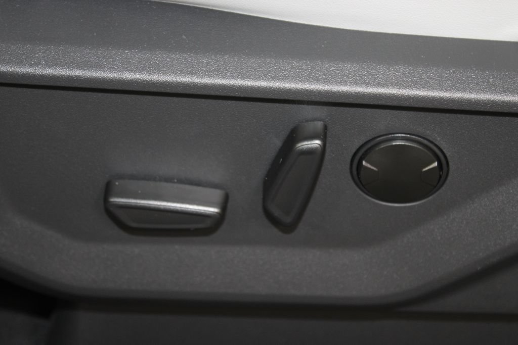 New 2027 Ford Expedition Platinum RWD image 35
