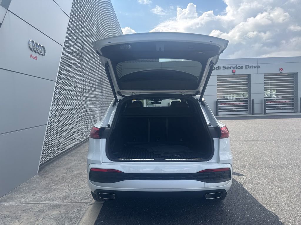 Certified 2025 Audi Q5 Premium w/ Premium Plus AWD/4WD image 20