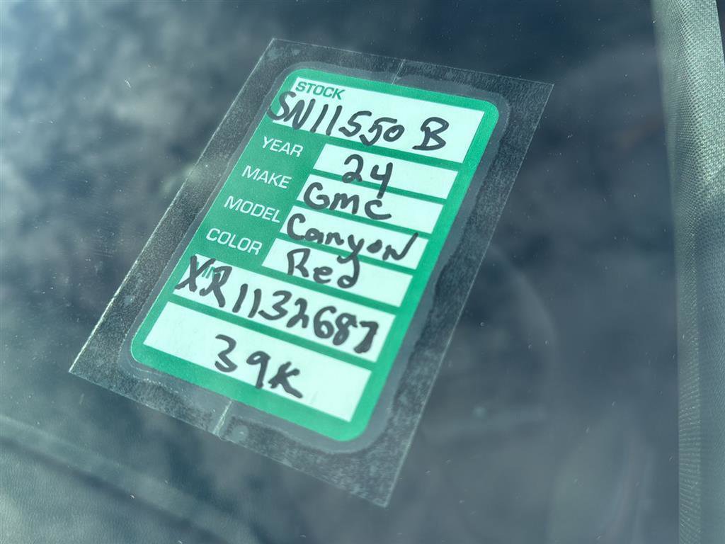 Used 2024 GMC Canyon AT4 w/ Canyon Safety Plus Package image 33