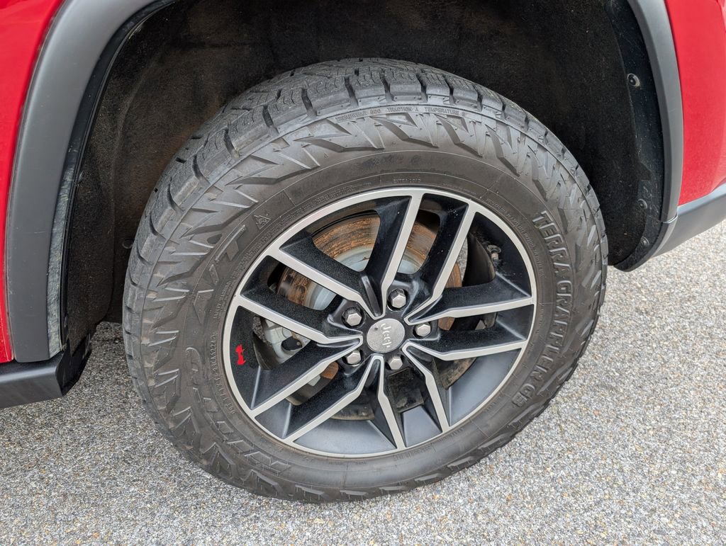 Used 2018 Jeep Grand Cherokee Trailhawk w/ Trailhawk Luxury Group image 6