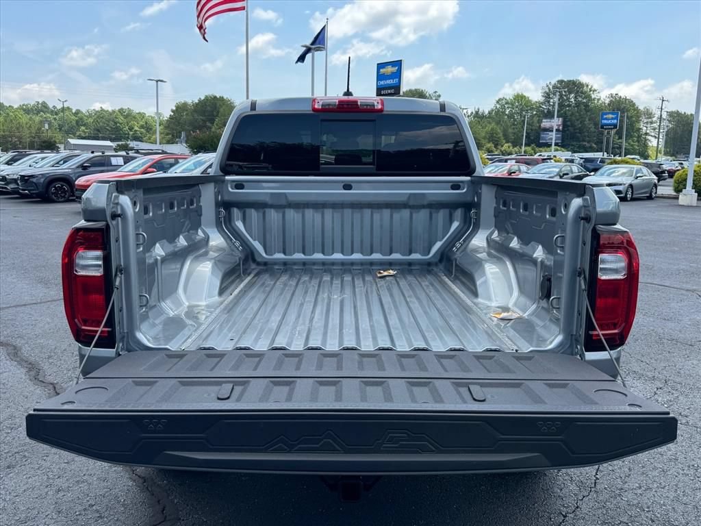 Used 2026 GMC Canyon AT4 AWD/4WD image 10
