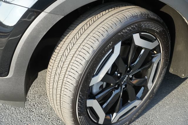 Used 2025 Kia Telluride S FWD image 13