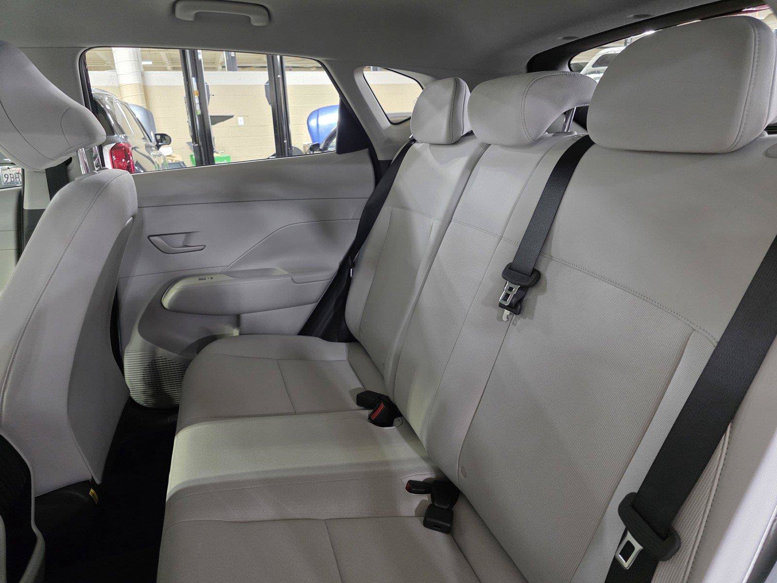 Used 2026 Hyundai Kona SE FWD image 14