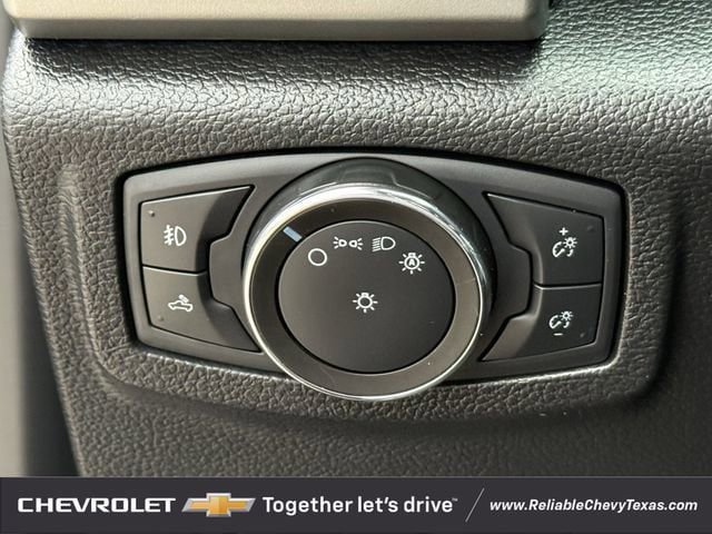 Used 2021 Ford F250 Lariat w/ Lariat Ultimate Package AWD/4WD image 30