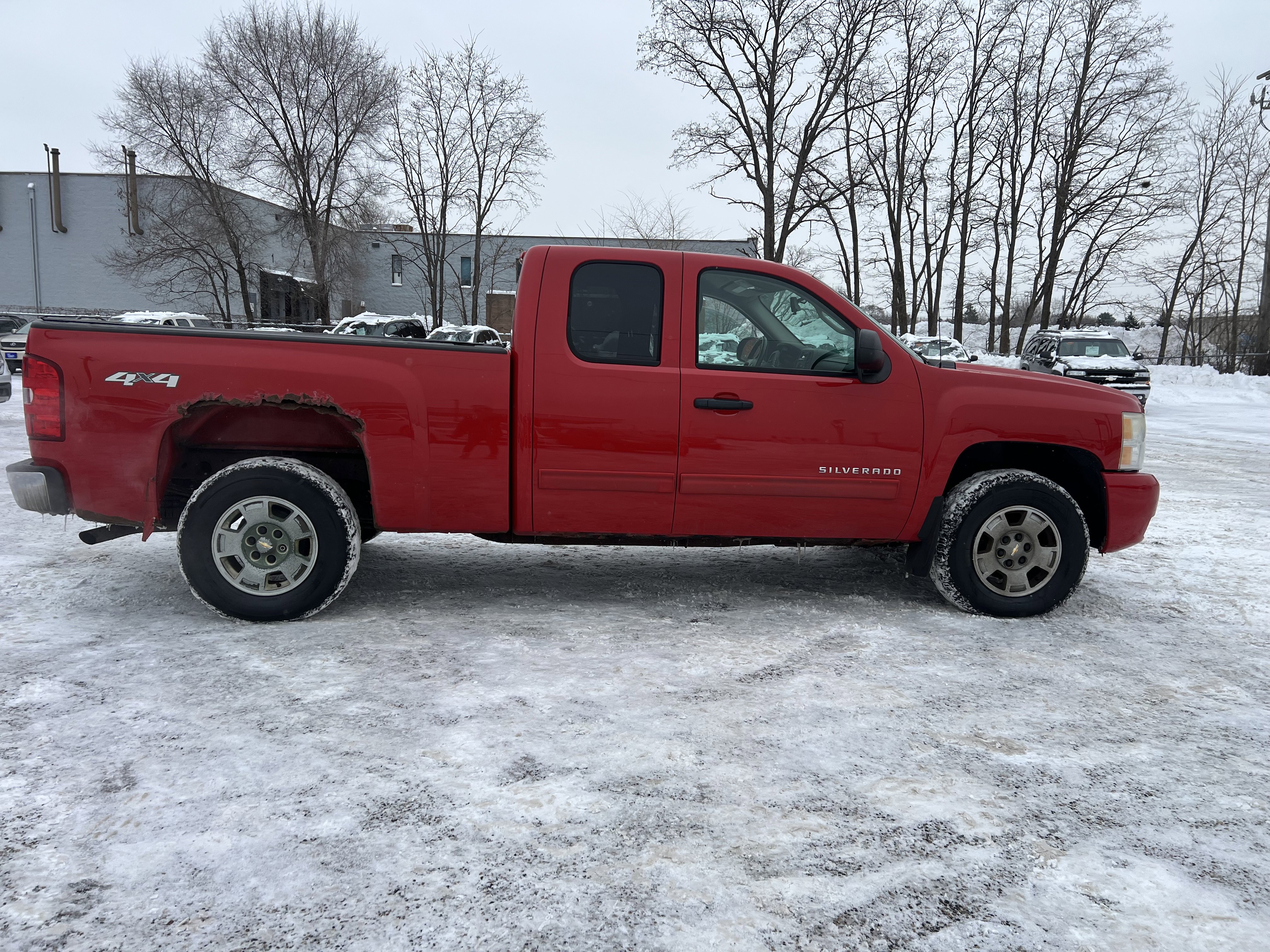 Used 2010 Chevrolet Silverado 1500 LT w/ Power Pack Plus image 8