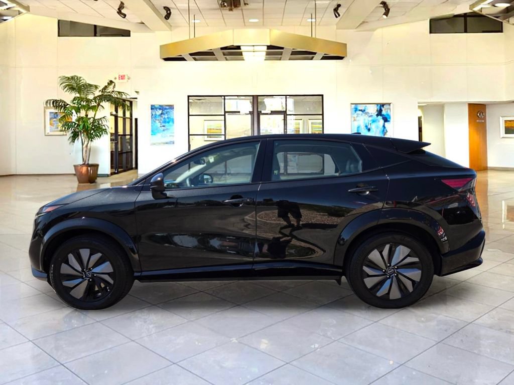 Used 2024 Nissan Ariya AWD image 8