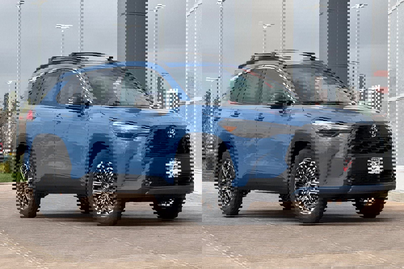 New 2026 Toyota Corolla Cross XLE image 2