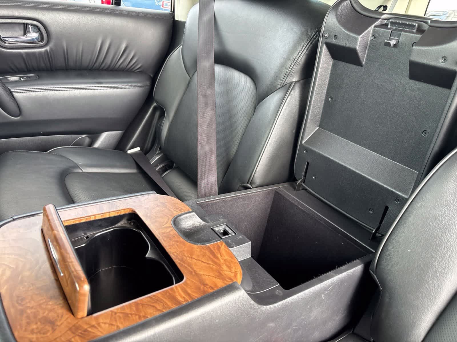 Used 2023 Nissan Armada SL w/ Captain's Chairs Package AWD/4WD image 19