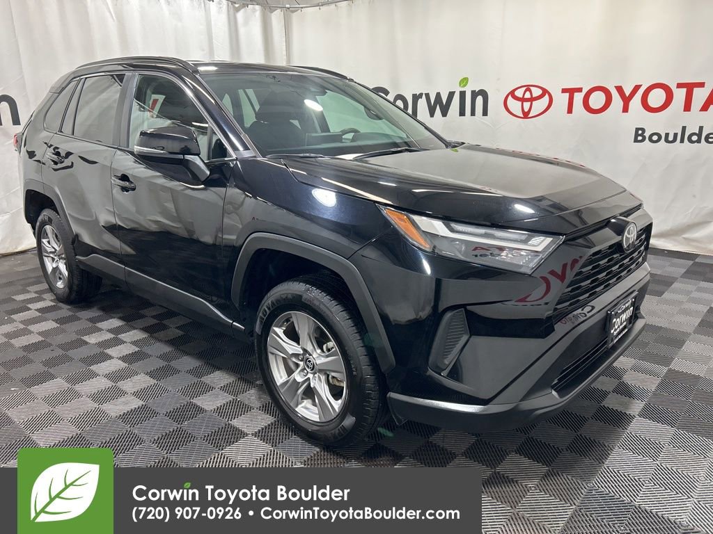 Used 2025 Toyota RAV4 XLE image 1