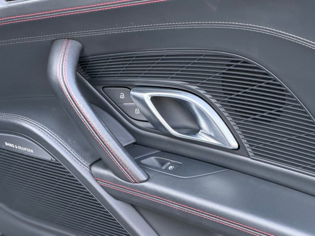 Used 2021 Audi R8 V10 performance image 31