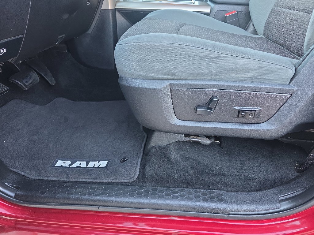 Used 2013 RAM 2500 Big Horn image 19