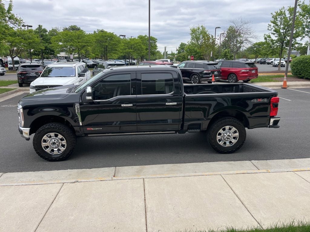 Used 2024 Ford F250 Lariat w/ Lariat Ultimate Package AWD/4WD image 4