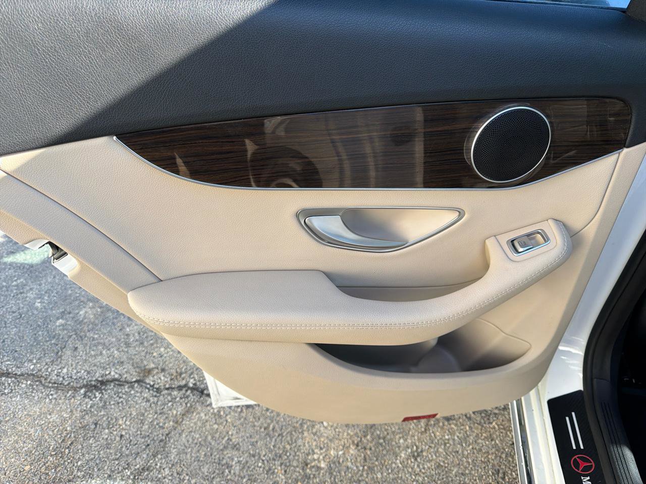 Used 2018 Mercedes-Benz C 300 C 300 Sedan image 23