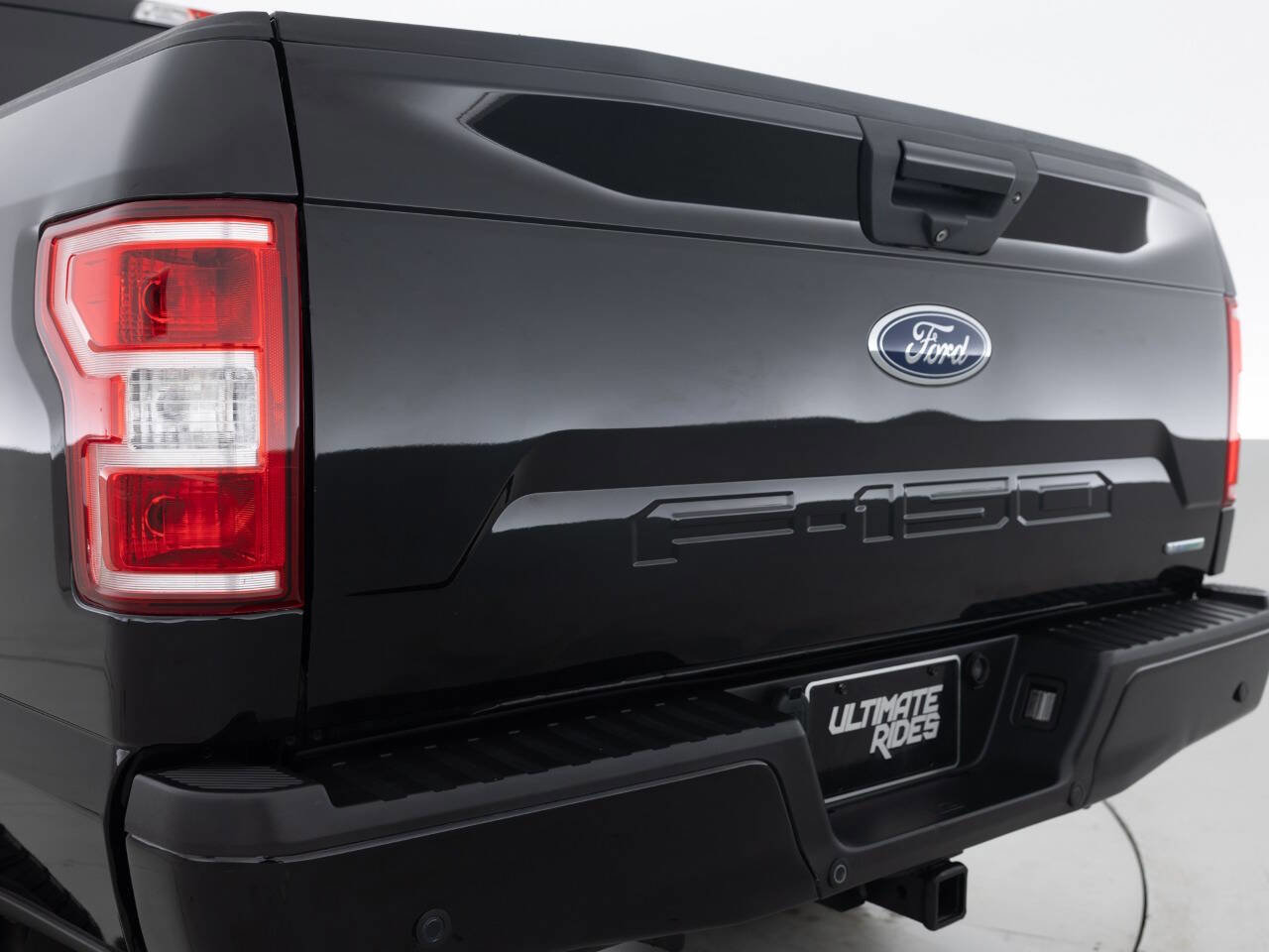 Used 2018 Ford F150 XLT w/ Equipment Group 302A Luxury image 17