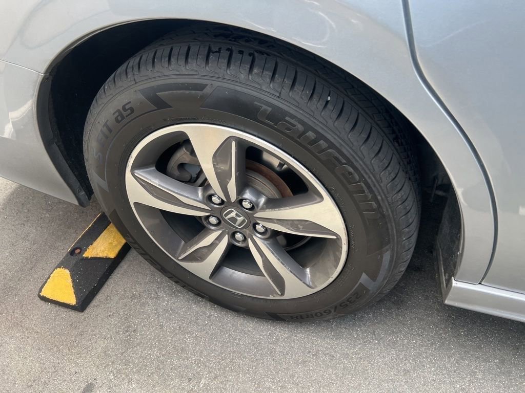 Used 2018 Honda Odyssey Touring image 8