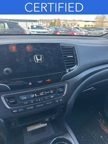Used 2022 Honda Pilot TrailSport image 19