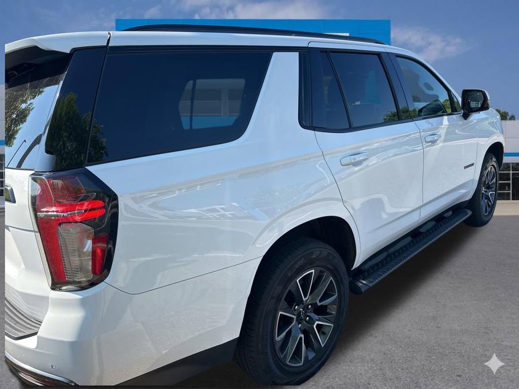 Used 2022 Chevrolet Tahoe Z71 w/ Luxury Package AWD/4WD image 5